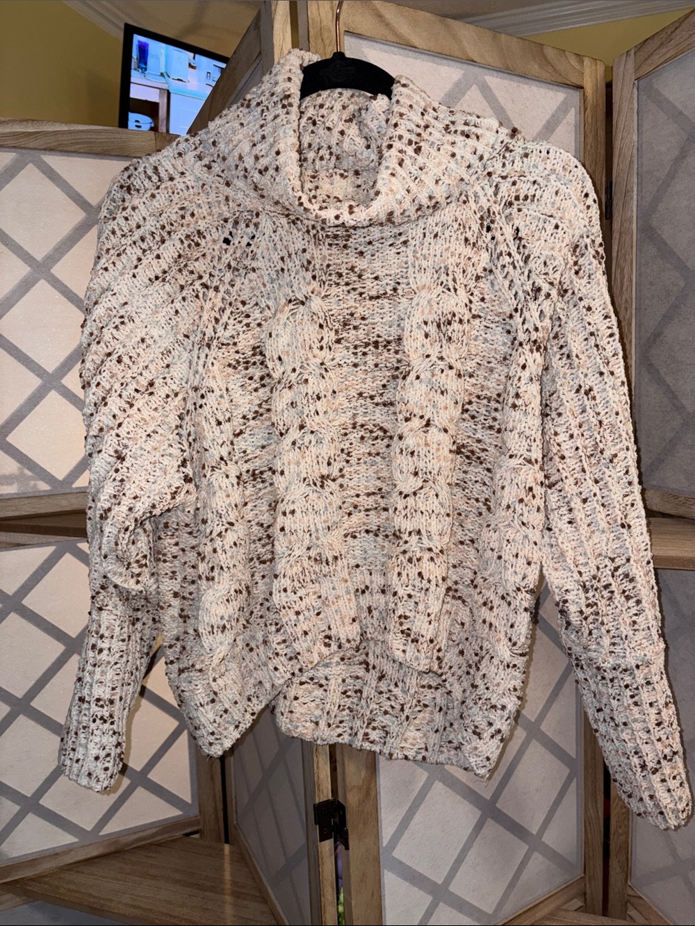 moon & madison Cream Speckled Cable Turtleneck Sweater